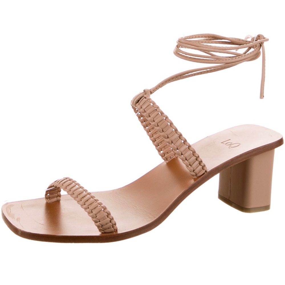 LoQ leather braided sandals